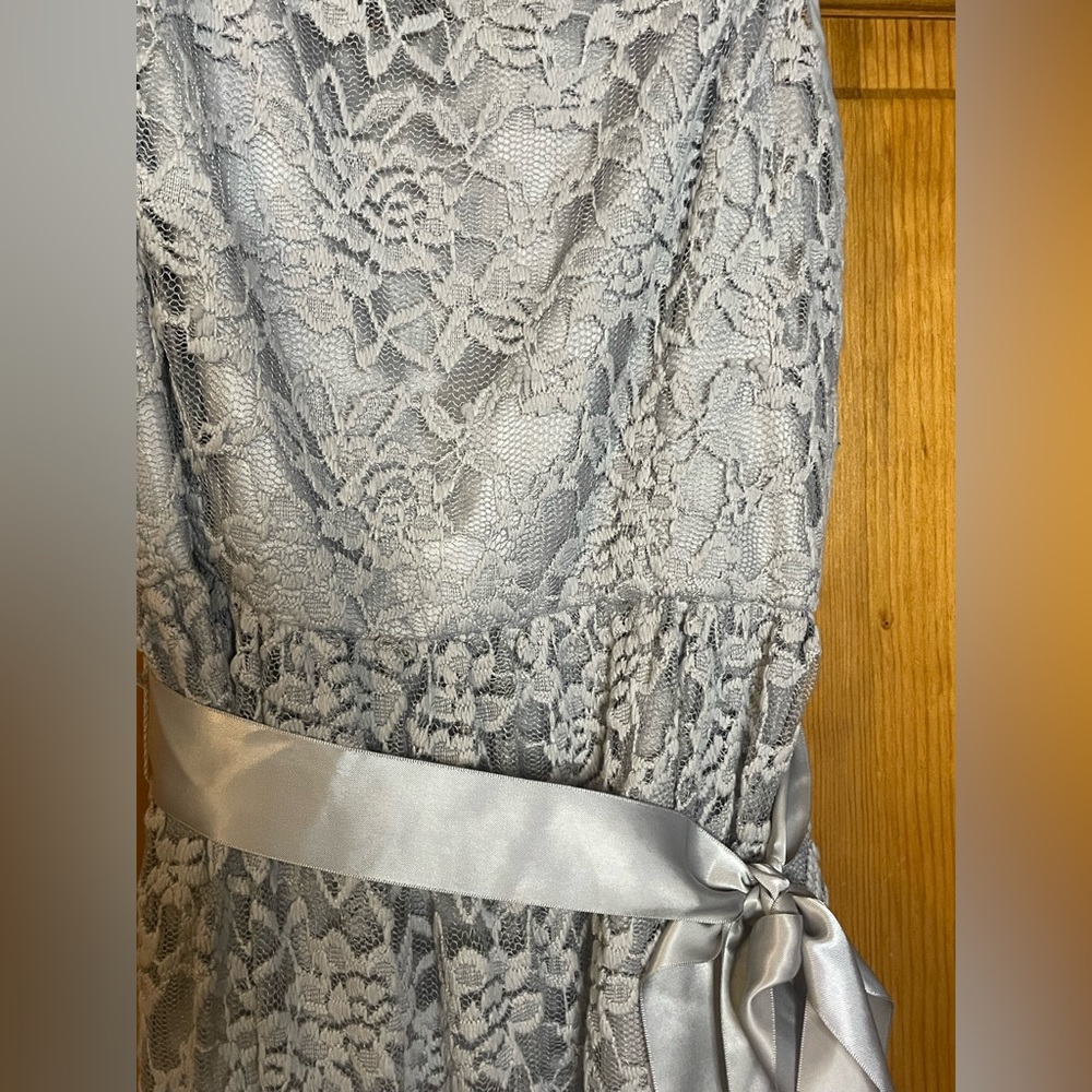Pretty gray dress